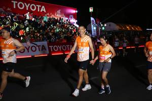 BIB: 3725, 27058
                            <button type="button" onclick="openModal(23057944)" class="btn btn-primary btn-sm float-right btn-popup" data-toggle="modal" data-target=".modal-high-quality">
                        <i class="fas fa-shopping-cart"></i> Add to Cart
                    </button>
                                            <button type="button" onclick="isThisMe(23057944, true)" class="btn btn-success btn-sm float-right btn-popup btn-isme hidden" data-toggle="tooltip" data-placement="bottom" title="นี่คือรูปของคุณใช่ไหม คลิกที่นี่เพื่อเอาเข้าอัลบั้ม">
                        <i class="fas fa-plus"></i> Add to album
                    </button>
                    <button type="button" onclick="isThisMe(23057944, false)" class="btn btn-warning btn-sm float-right btn-popup btn-isnotme hidden">
                        <i class="fas fa-ban"></i> Remove from album
                    </button>